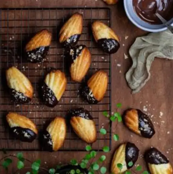 Madeleines en coque de chocolat pour le goûter